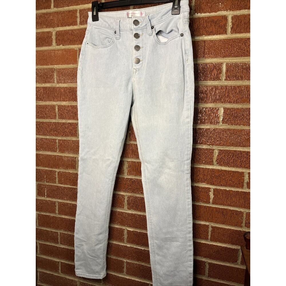 No Boundaries Juniors Jeggings Button Fly Light Wash 11
